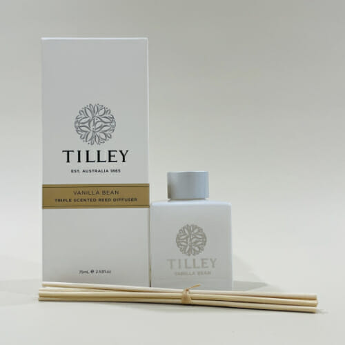 Vanilla Bean Reed Diffuser 75 ml image. Enjoy the fragrance in large spaces as well as smaller rooms. Online or Phone 03-5174-4888