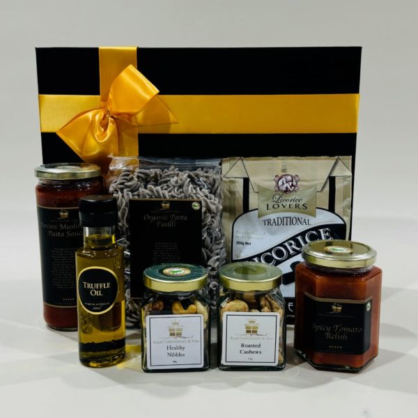 Vegan Hamper ‘Vegan Delight’ truffle oil dukkah with healthy nibbles & roasted cashew nuts, licorice. Buy online now or phone 03-5174-4888
